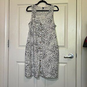 Old Navy jumper/dress.  Cotton.  Black and white.  size medium.